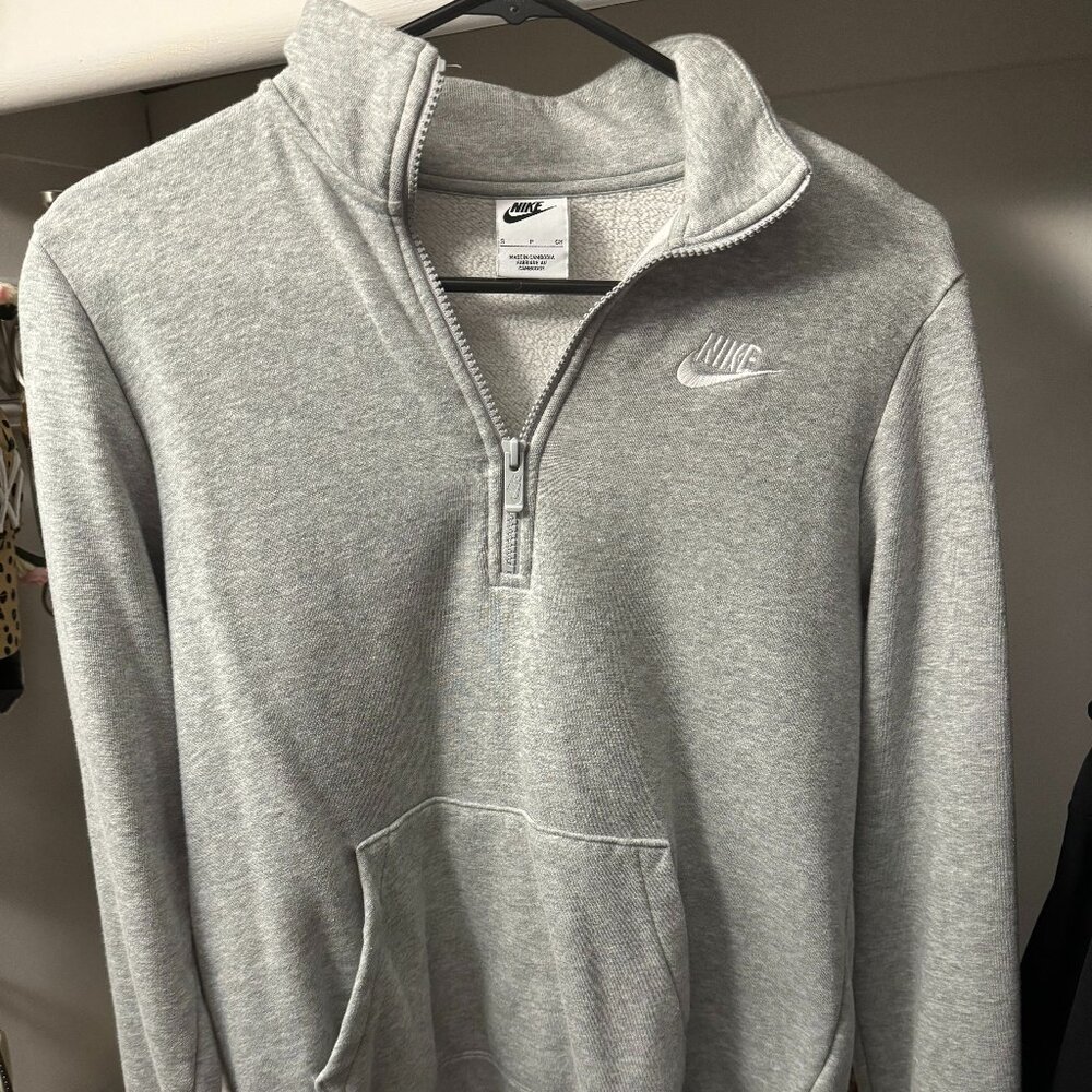 Women's Nike Quarter Zip